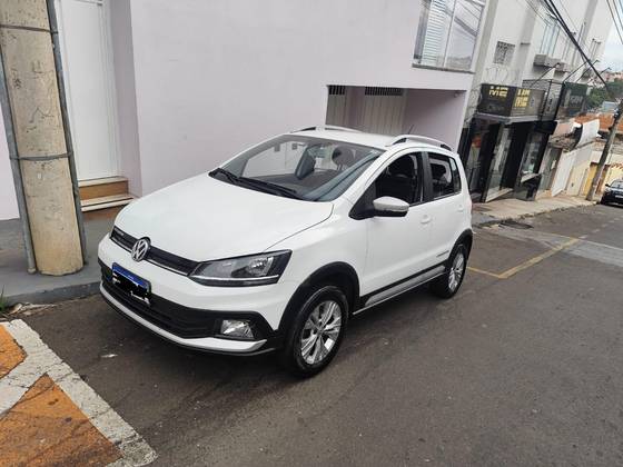 VOLKSWAGEN CROSSFOX 1.6 MSI FLEX 16V 4P AUTOMATIZADO VOLKSWAGEN CROSSFOX 1.6 MSI FLEX 16V 4P AUTOMATIZADO